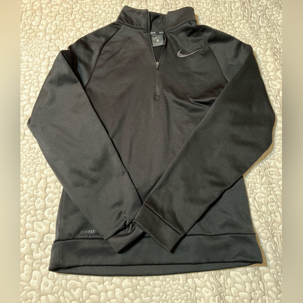 Nike DryFit half zip sweatshirt